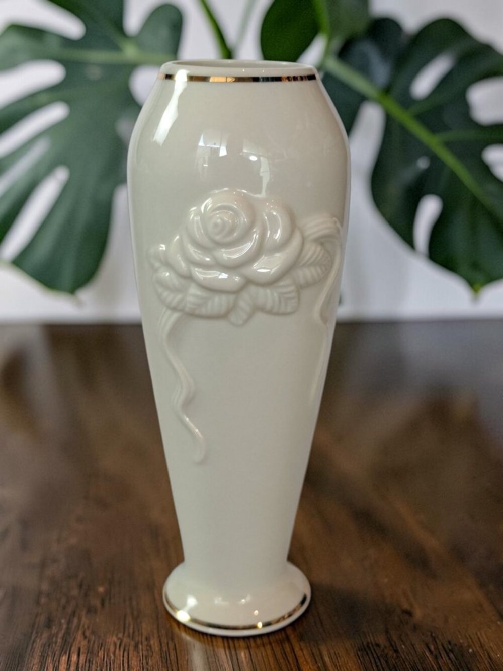 Lenox Collections Rose Blossom Bud Vase 5.75" Gold Rim & Embossed Flower